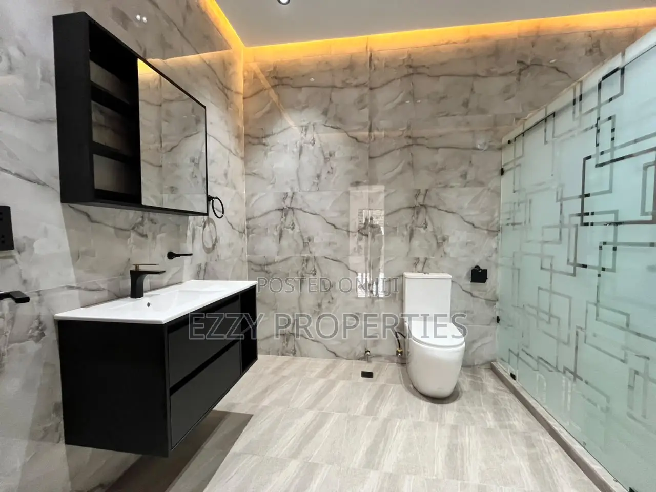 3bdrm House in Oyarifa for sale