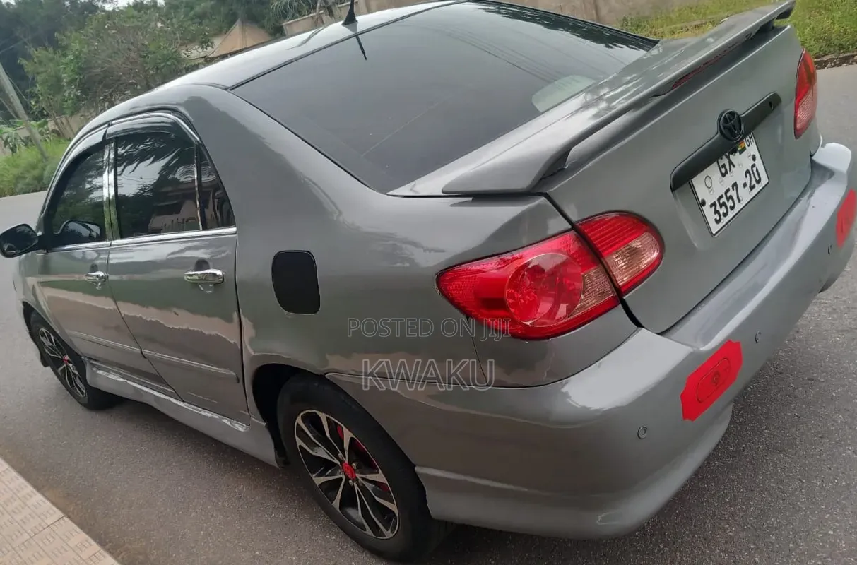 Toyota Corolla 2007 Gray