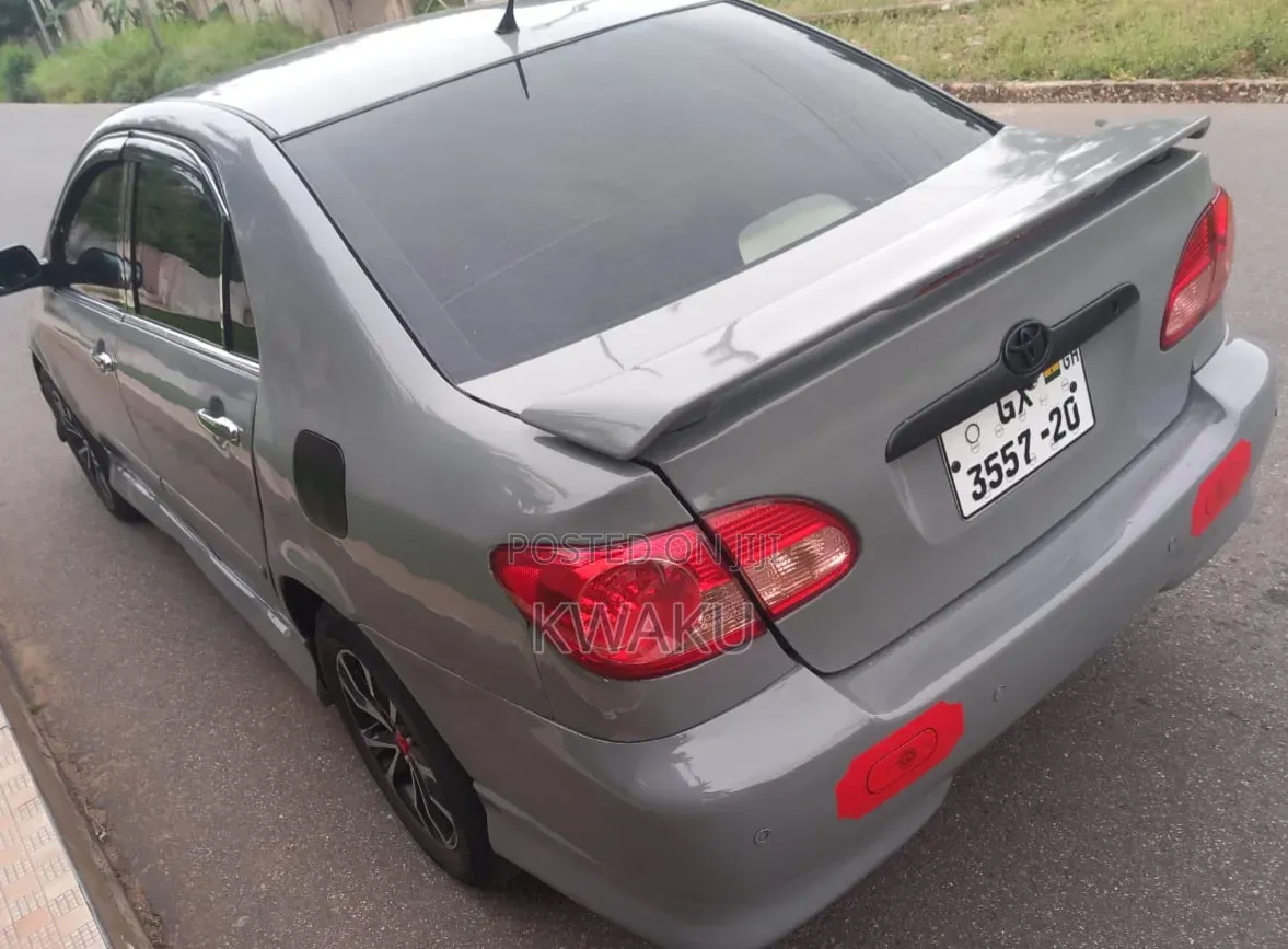 Toyota Corolla 2007 Gray