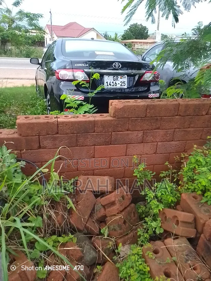 Toyota Corolla 2015 Black