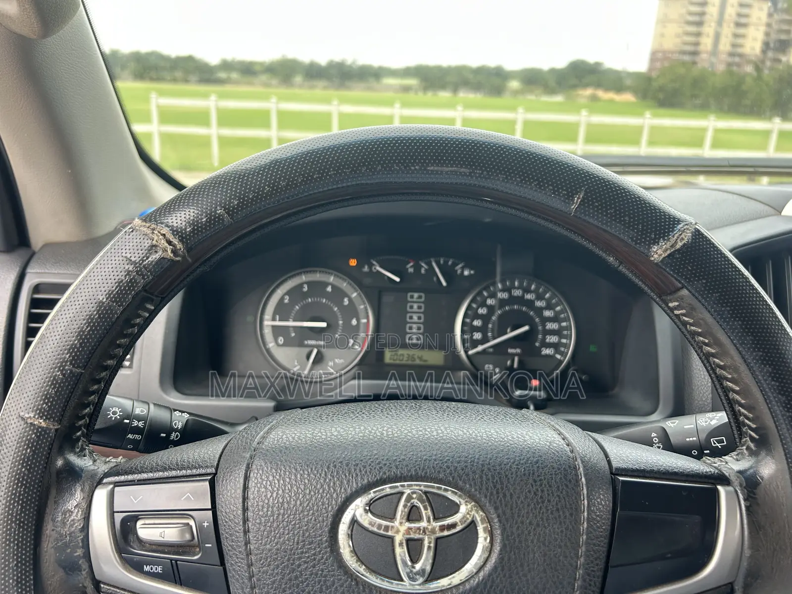 Toyota Land Cruiser 4.5 V8 GXR 2017 Black