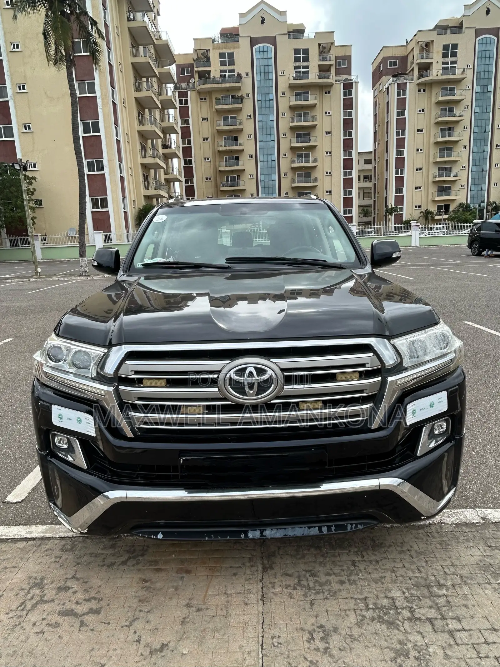 Toyota Land Cruiser 4.5 V8 GXR 2017 Black