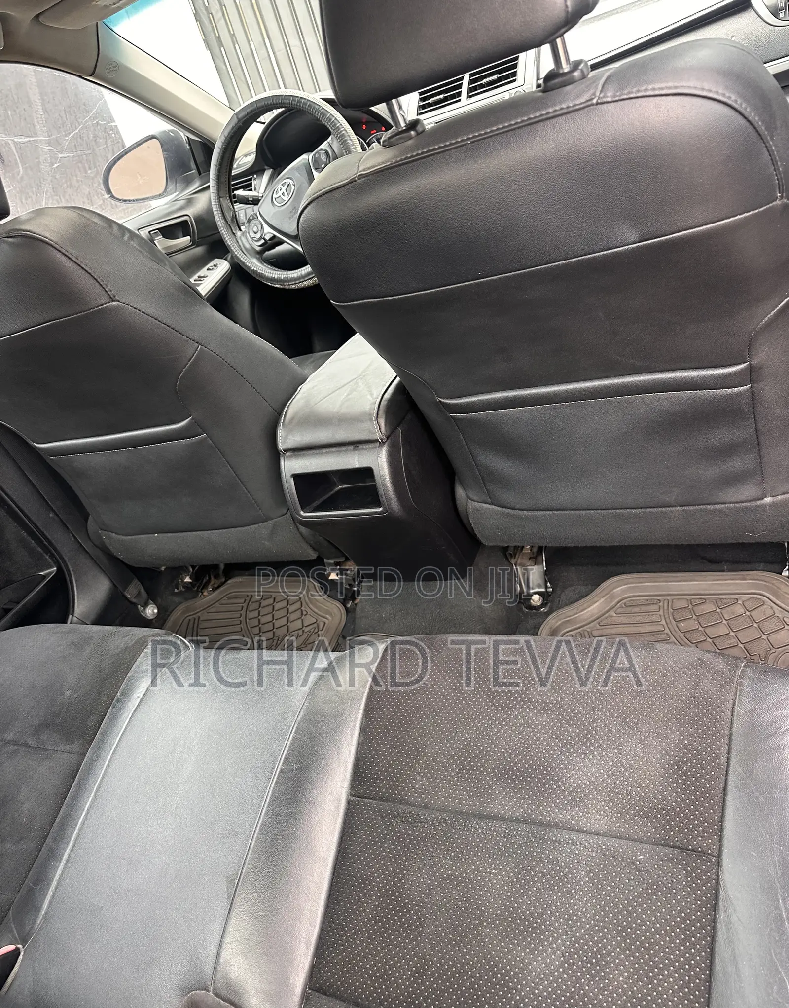 Toyota Camry SE 4dr Sedan (2.5L 4cyl 6A) 2014 White