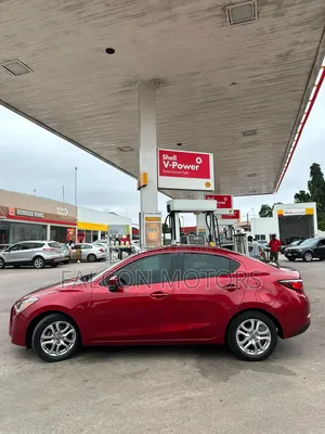 Toyota Yaris iA 1.5 FWD 2018 Red