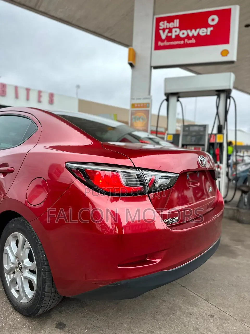 Toyota Yaris iA 1.5 FWD 2018 Red