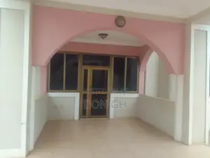 4 Bedroom Flat for Rent.