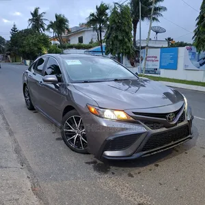Toyota Camry 2023 Gray