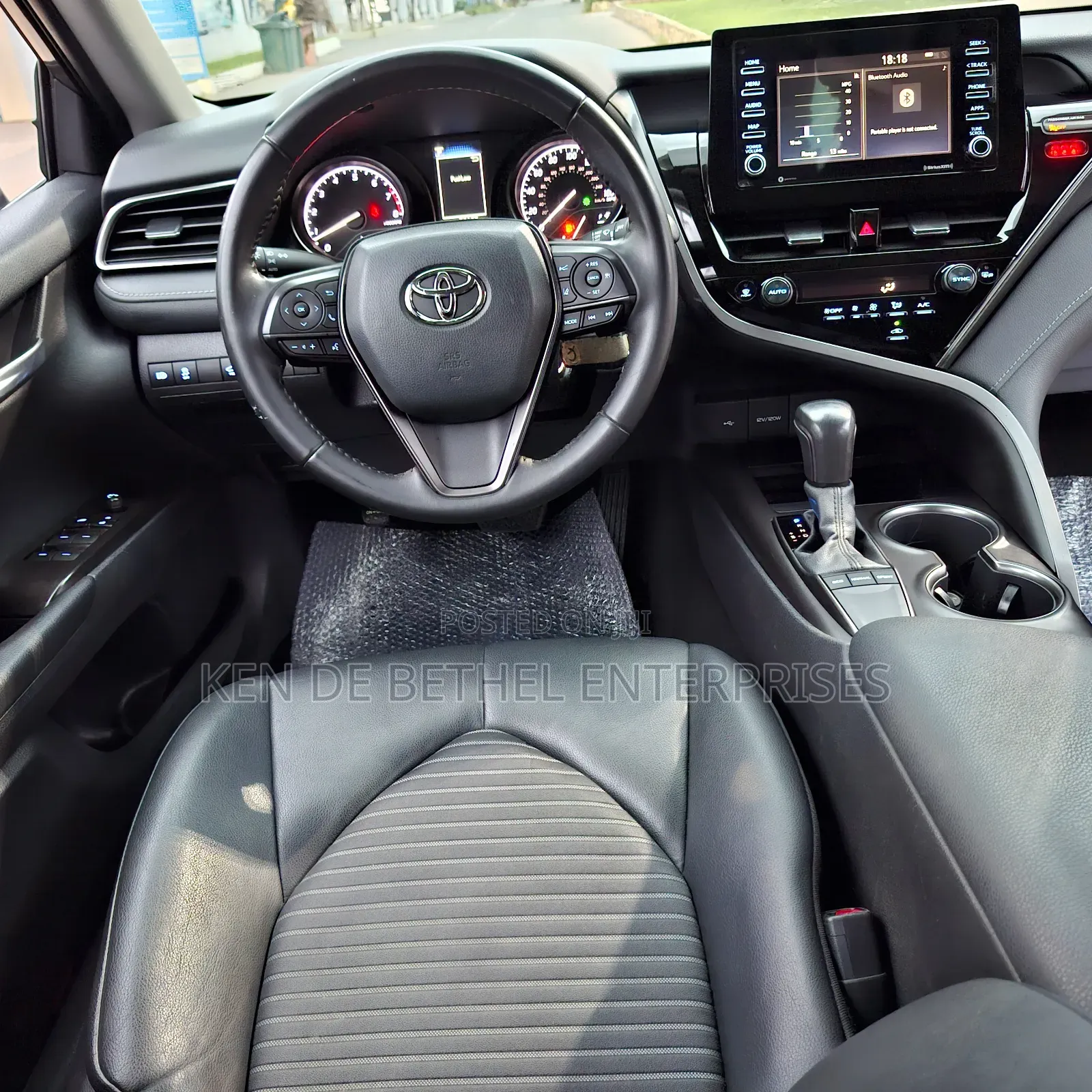 Toyota Camry 2023 Gray