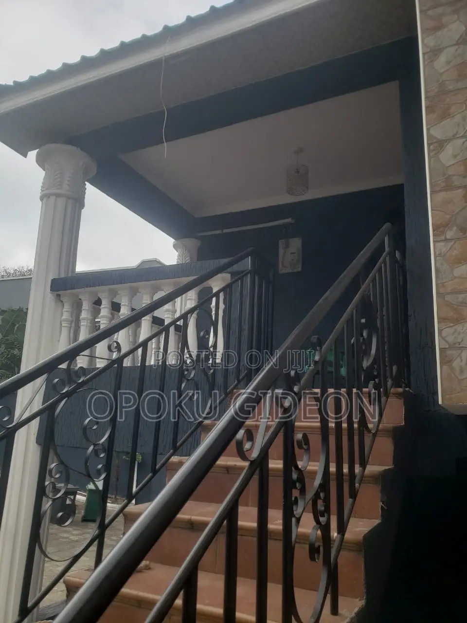 2bdrm Apartment in Golf Course, Achimota for rent