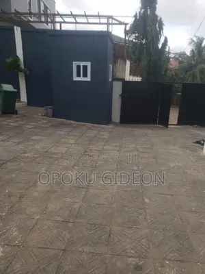 2bdrm Apartment in Golf Course, Achimota for rent