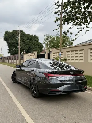 Hyundai Elantra SEL 2022 Black