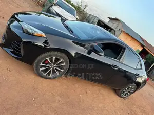 Toyota Corolla 2018 Black