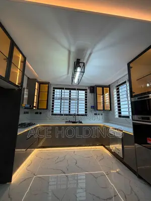 4bdrm Mansion in East Legon Hills for sale