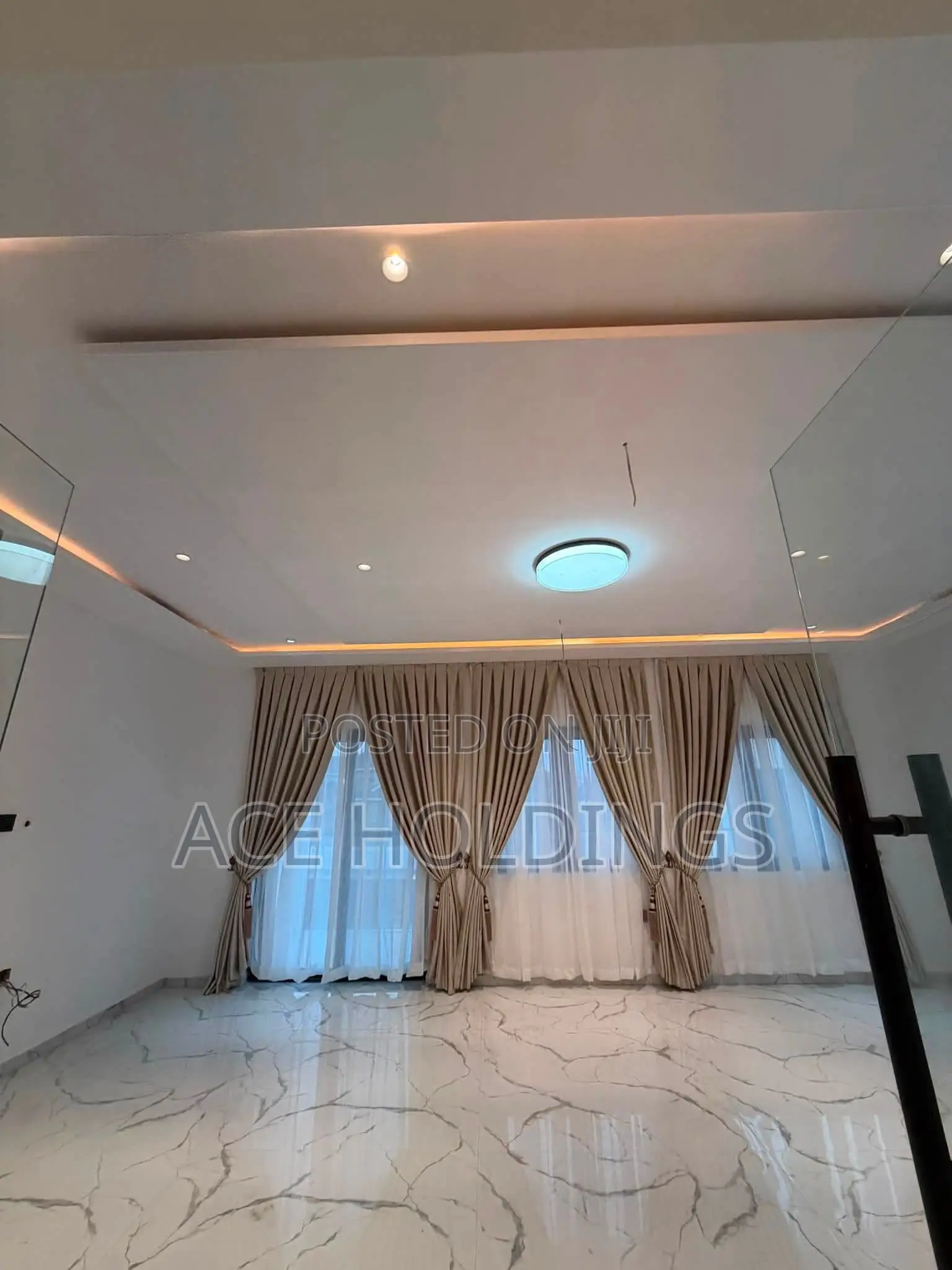 4bdrm Mansion in East Legon Hills for sale