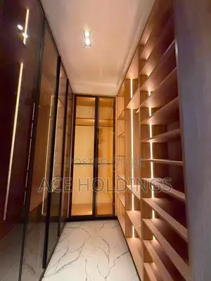 4bdrm Mansion in East Legon Hills for sale