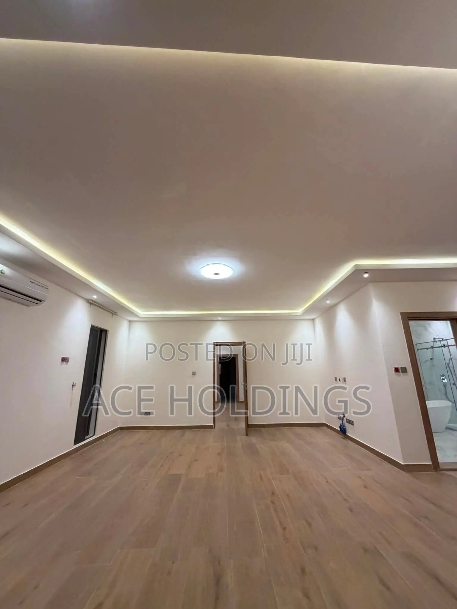 4bdrm Mansion in West Trasacco, School Junction for sale