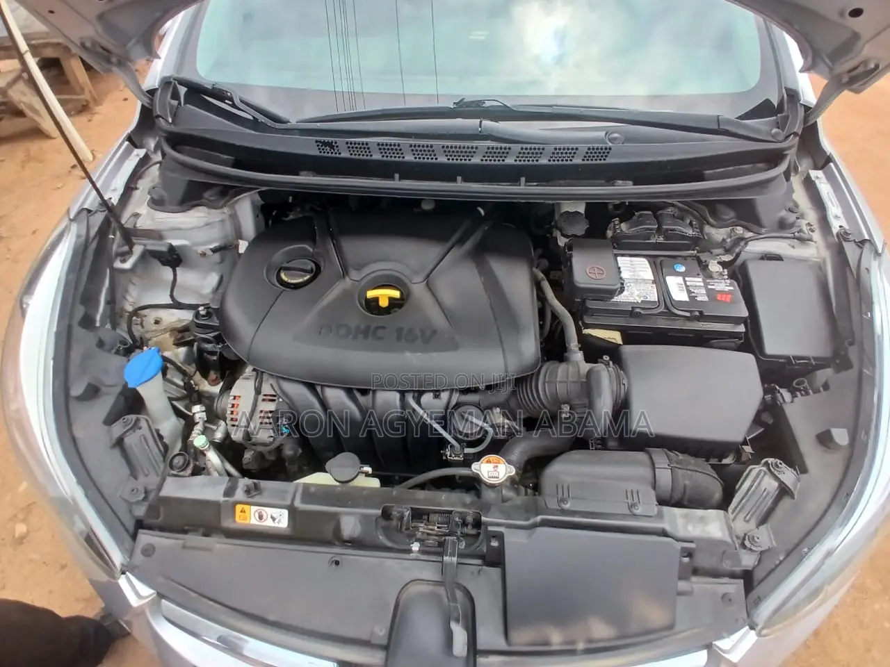 Hyundai Elantra SE 4dr Sedan (1.8L 4cyl 6A) 2014 Silver