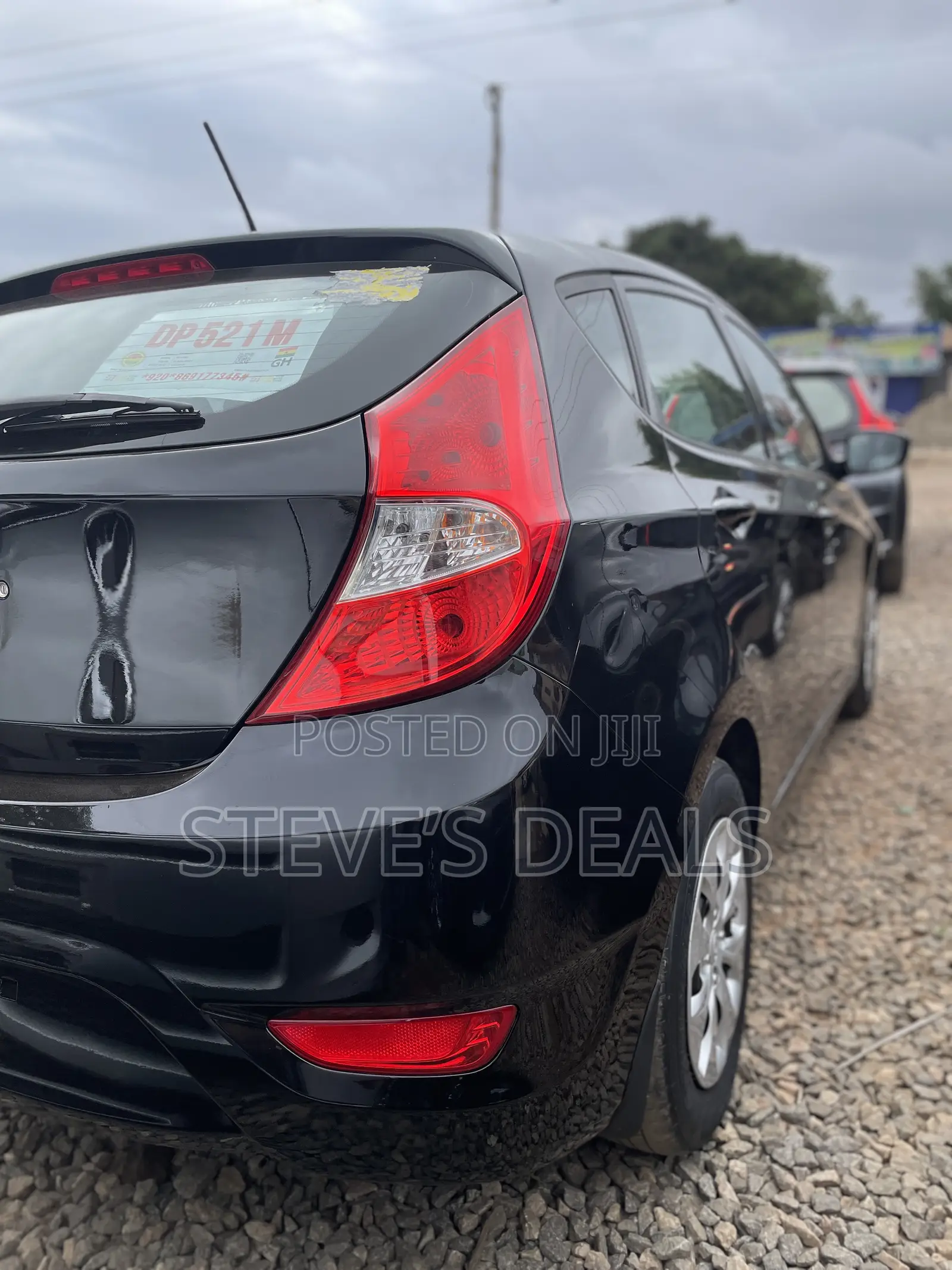 Hyundai Accent SE Hatchback 2016 Black