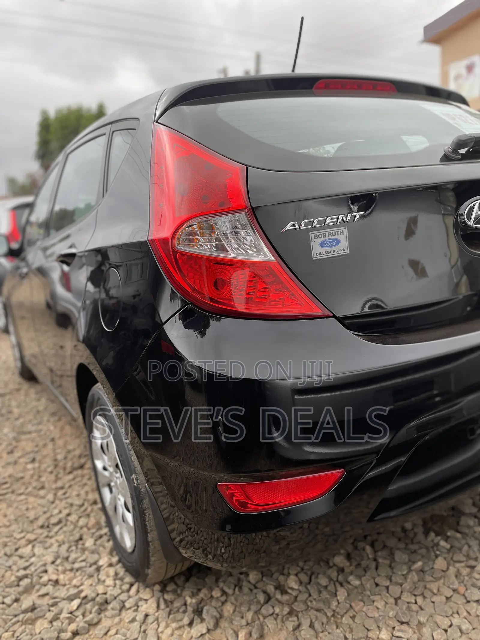 Hyundai Accent SE Hatchback 2016 Black
