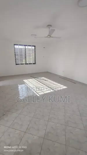 2bdrm Apartment in Expert Apartments, Ashomang Estate for rent
