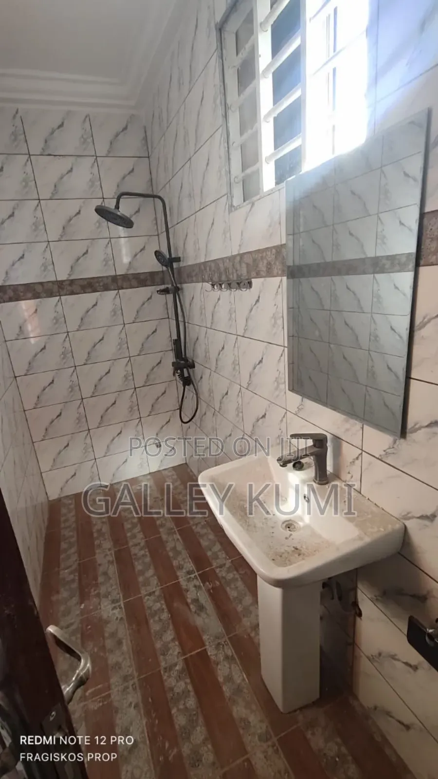2bdrm Apartment in Expert Apartments, Ashomang Estate for rent