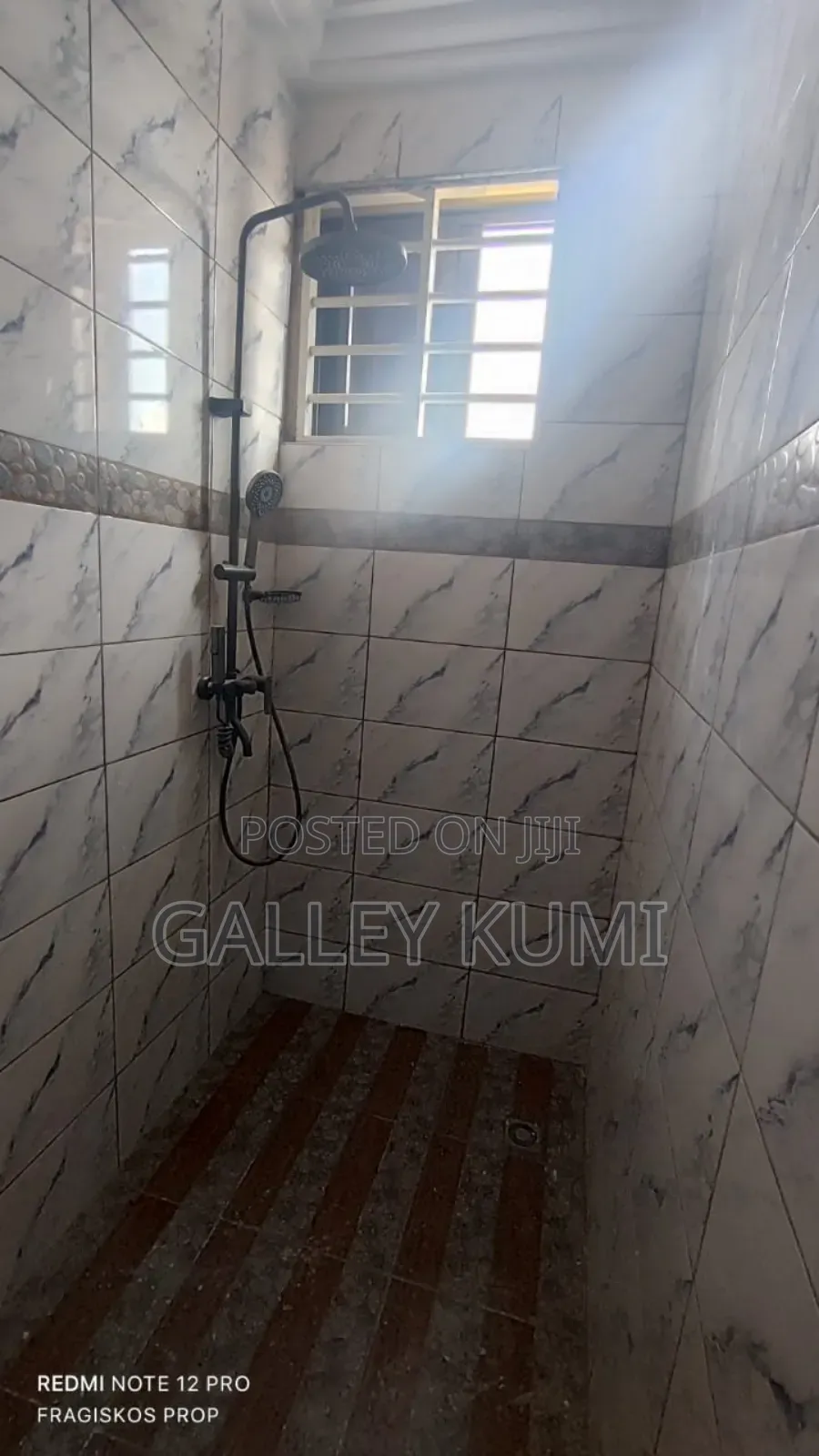 2bdrm Apartment in Expert Apartments, Ashomang Estate for rent