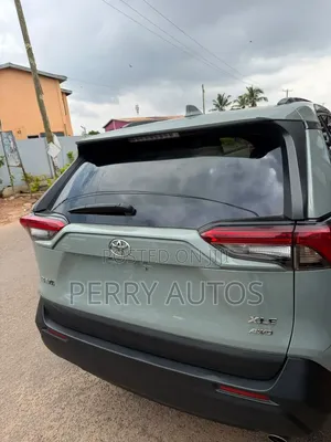 Toyota RAV4 2020 Green