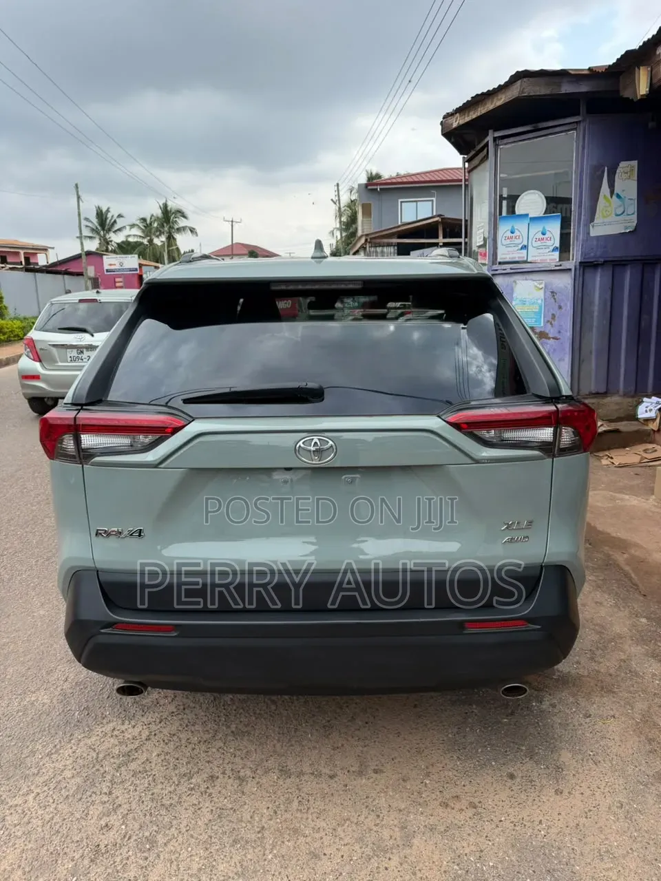 Toyota RAV4 2020 Green