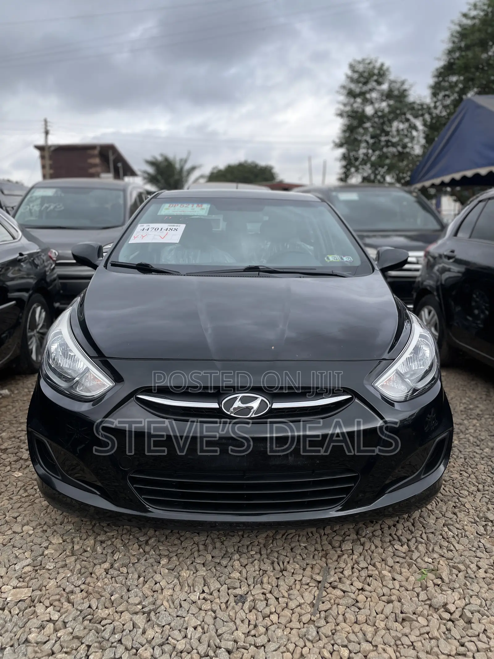 Hyundai Accent SE Hatchback 2016 Black