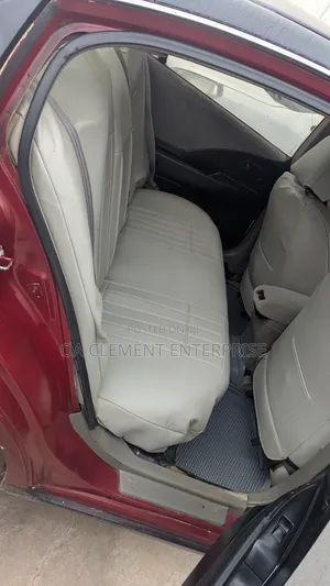 Nissan Altima 2005 Red