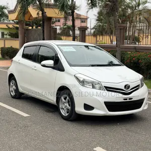 Toyota Vitz 1.3 AWD 3dr 2013 Pearl