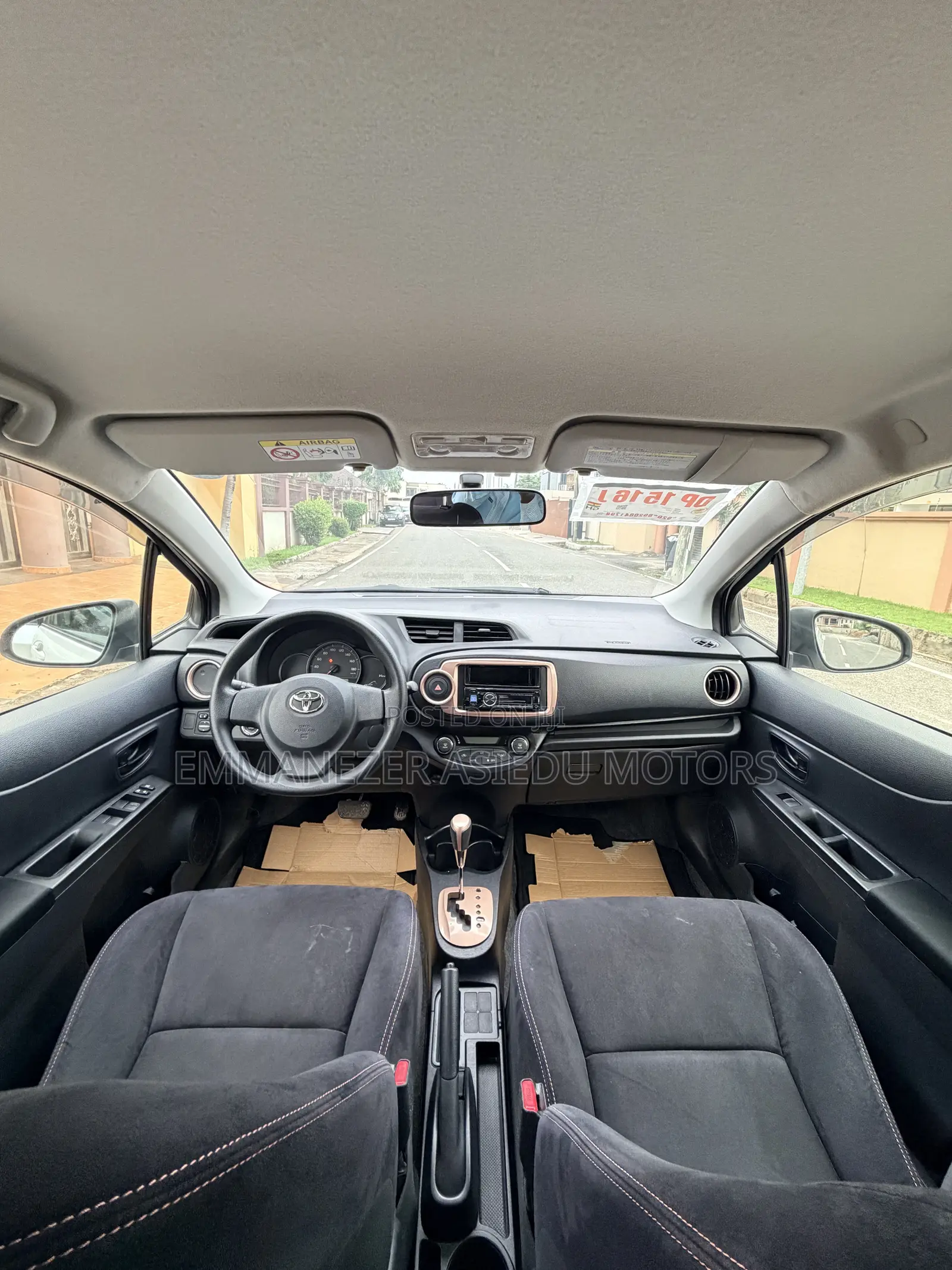 Toyota Vitz 1.3 AWD 3dr 2013 Pearl