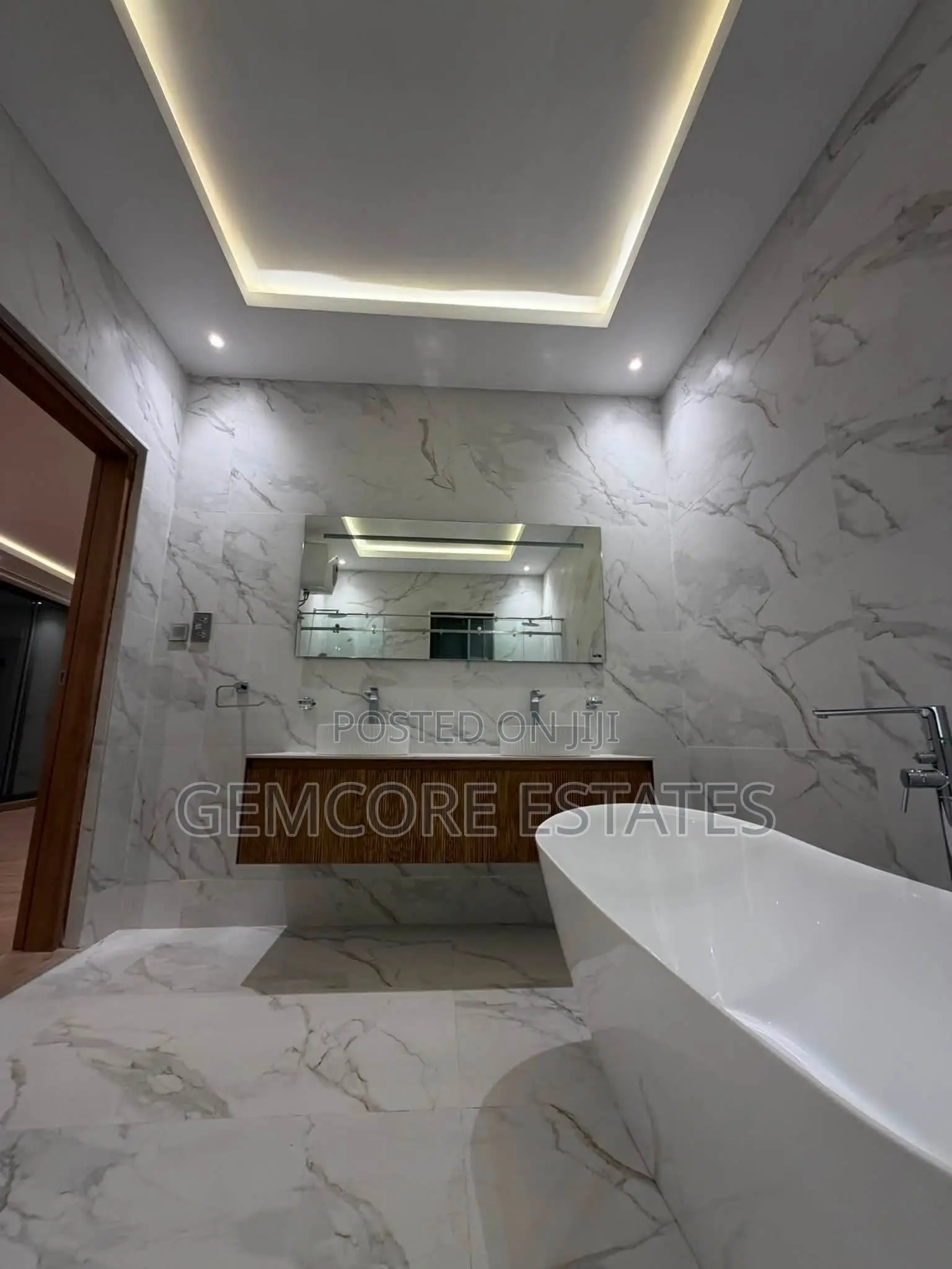 4bdrm House in West Trasacco, East Legon for sale