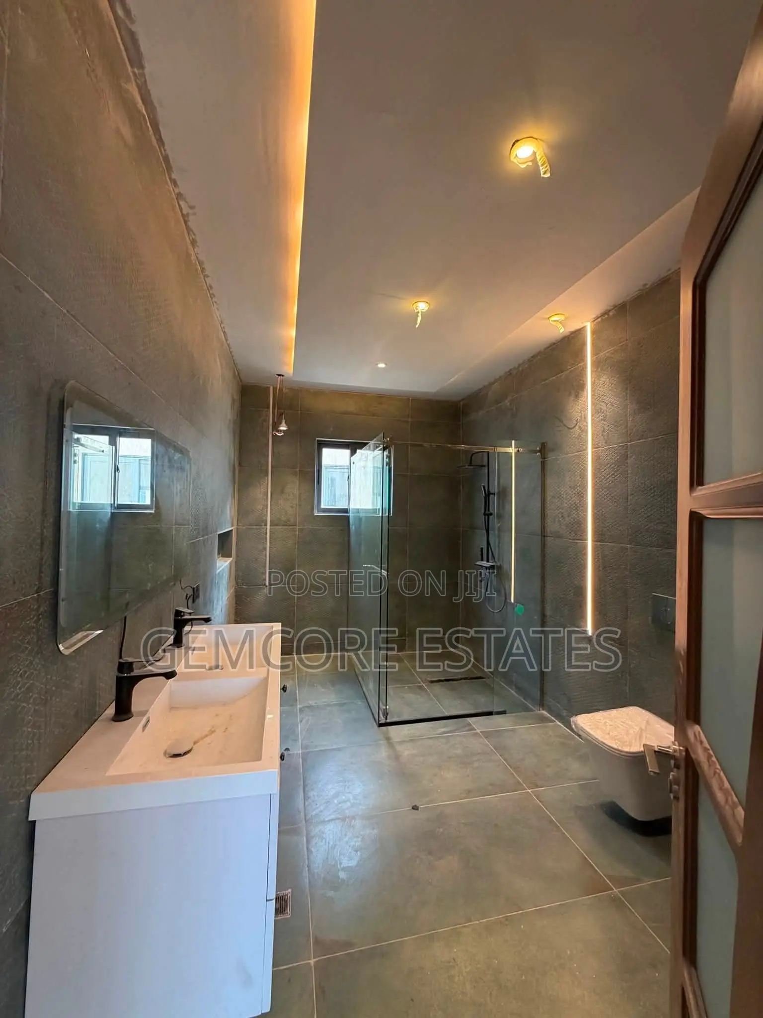 4bdrm House in East Legon Hills for sale