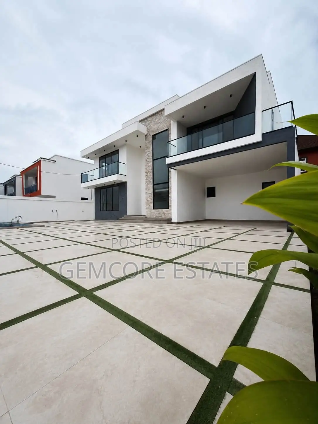 4bdrm House in Adjiringanor, Adjiriganor for sale