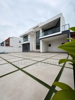 4bdrm House in Adjiringanor, Adjiriganor for sale