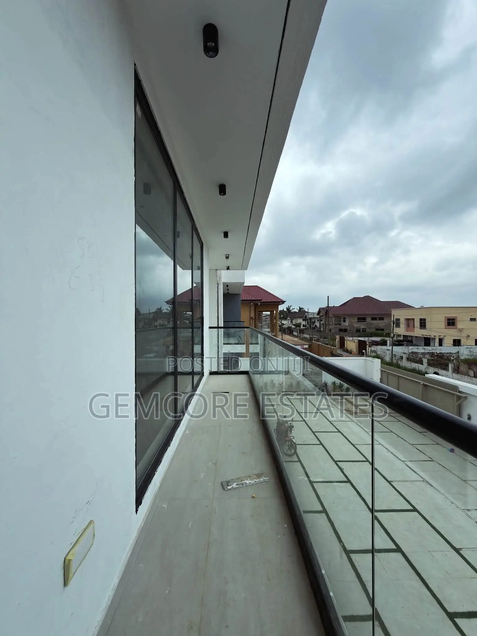 4bdrm House in Adjiringanor, Adjiriganor for sale