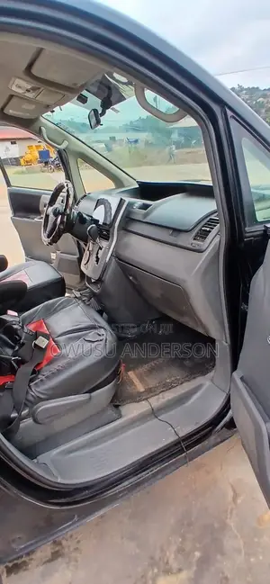 Toyota Voxy 2012 Black