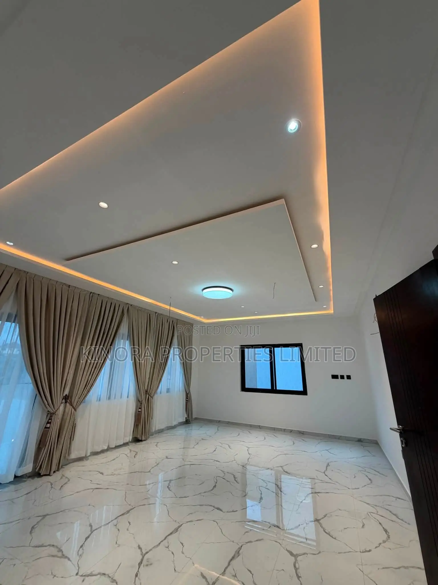 4bdrm Duplex in East Legon Hills, Accra Metropolitan for sale