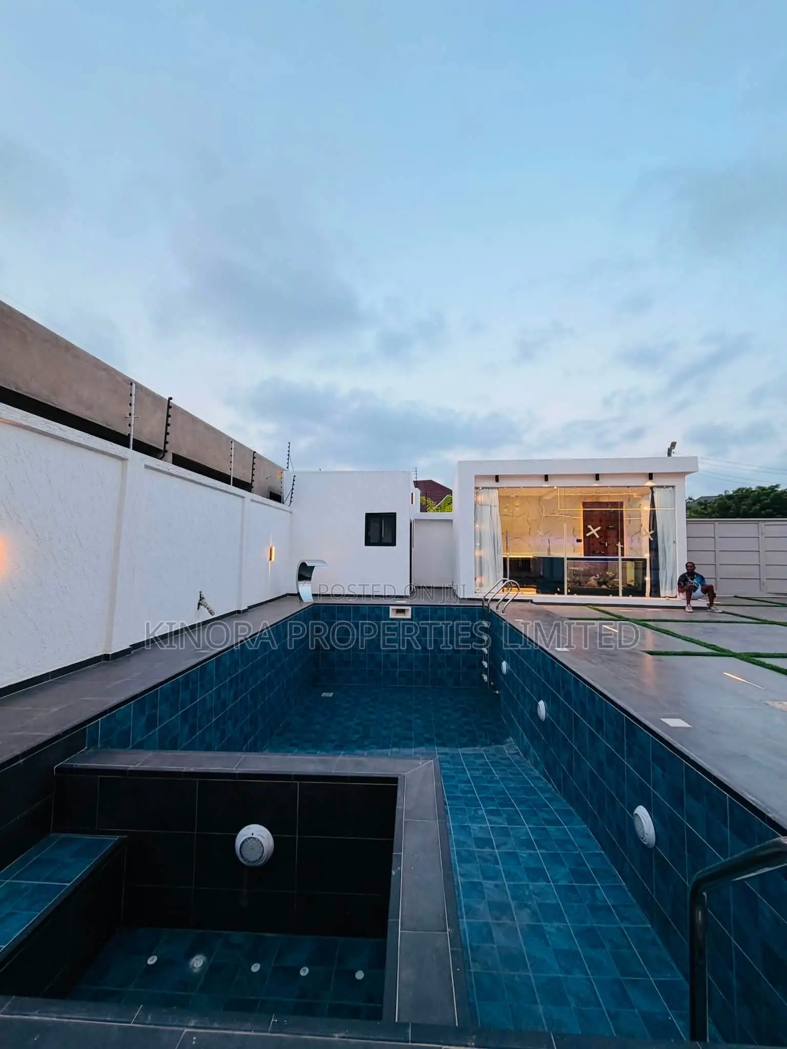 4bdrm Duplex in East Legon Hills, Accra Metropolitan for sale