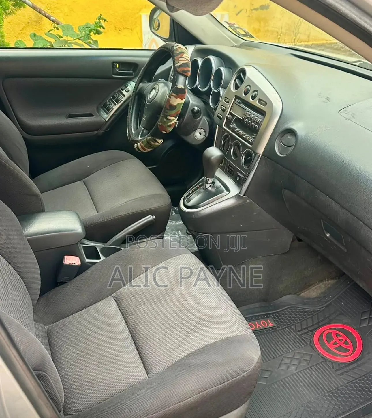 Pontiac Vibe 2009 Silver