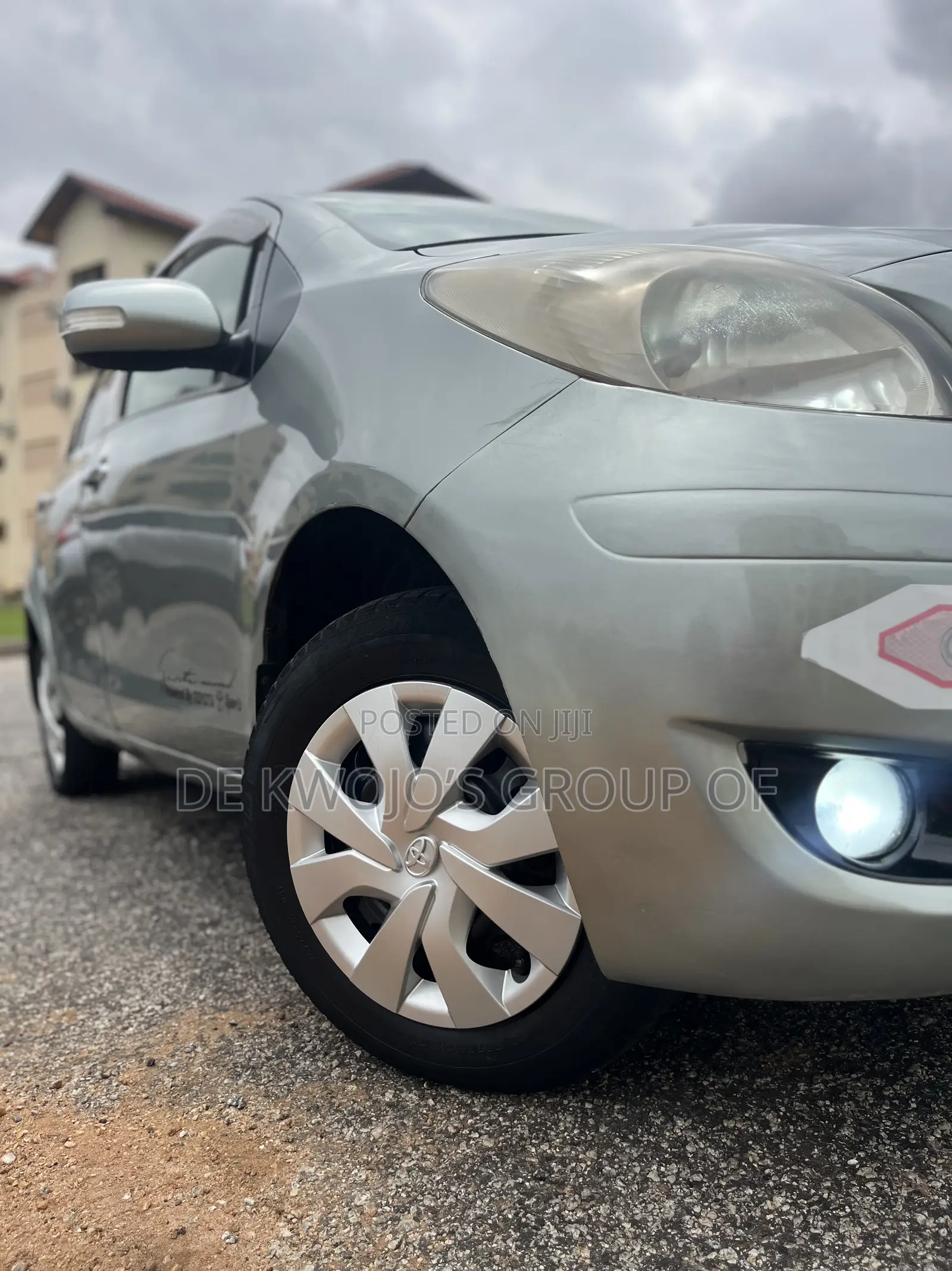 Toyota Vitz 2010 Green