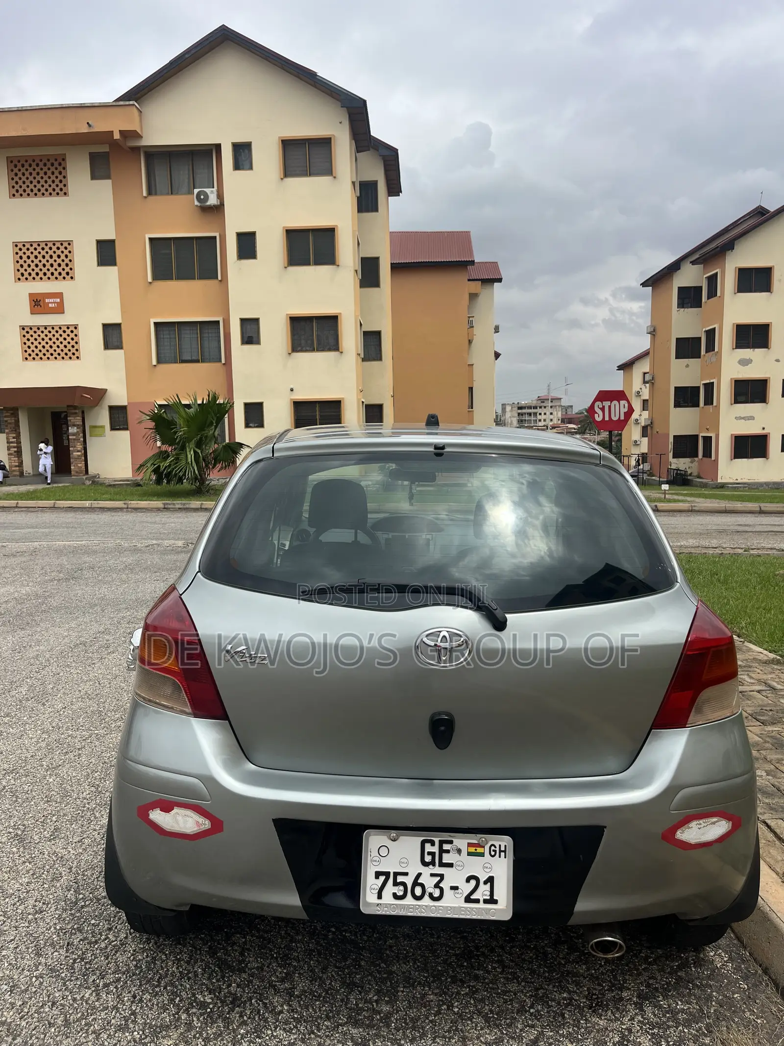 Toyota Vitz 2010 Green