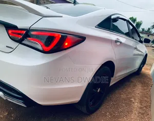Hyundai Sonata 2013 White