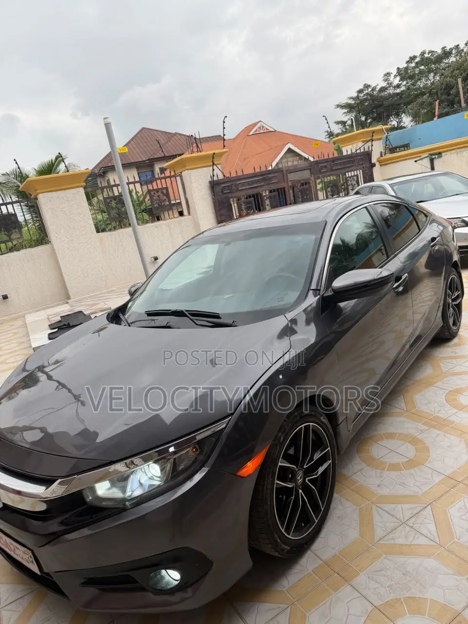 Honda Civic EX Sedan 2018 Gray
