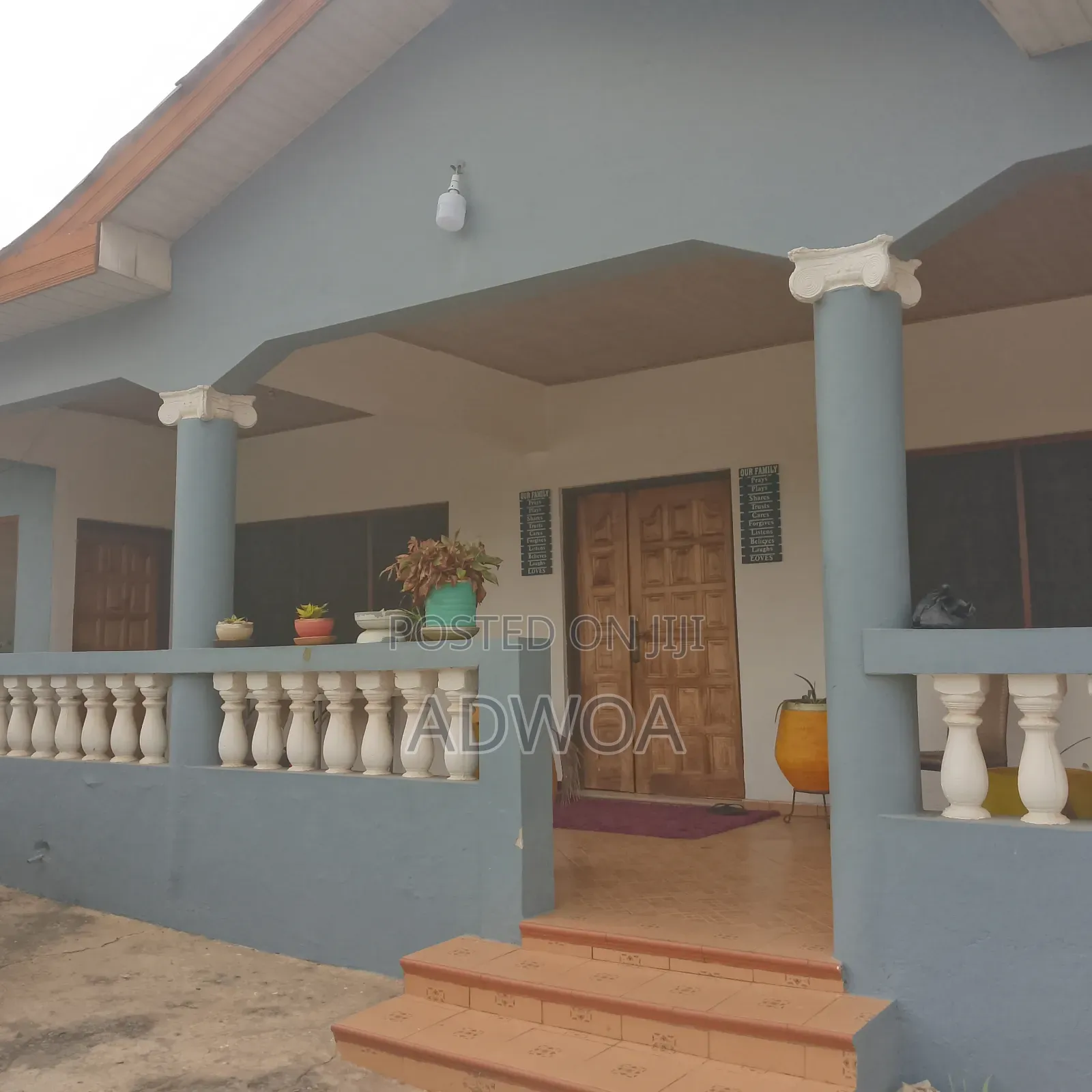 4bdrm House in Kwabenya Welder, Ga East Municipal for sale