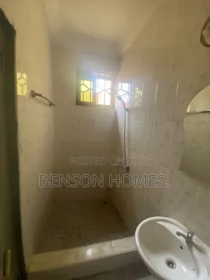 3bdrm Apartment in Lashibi for rent