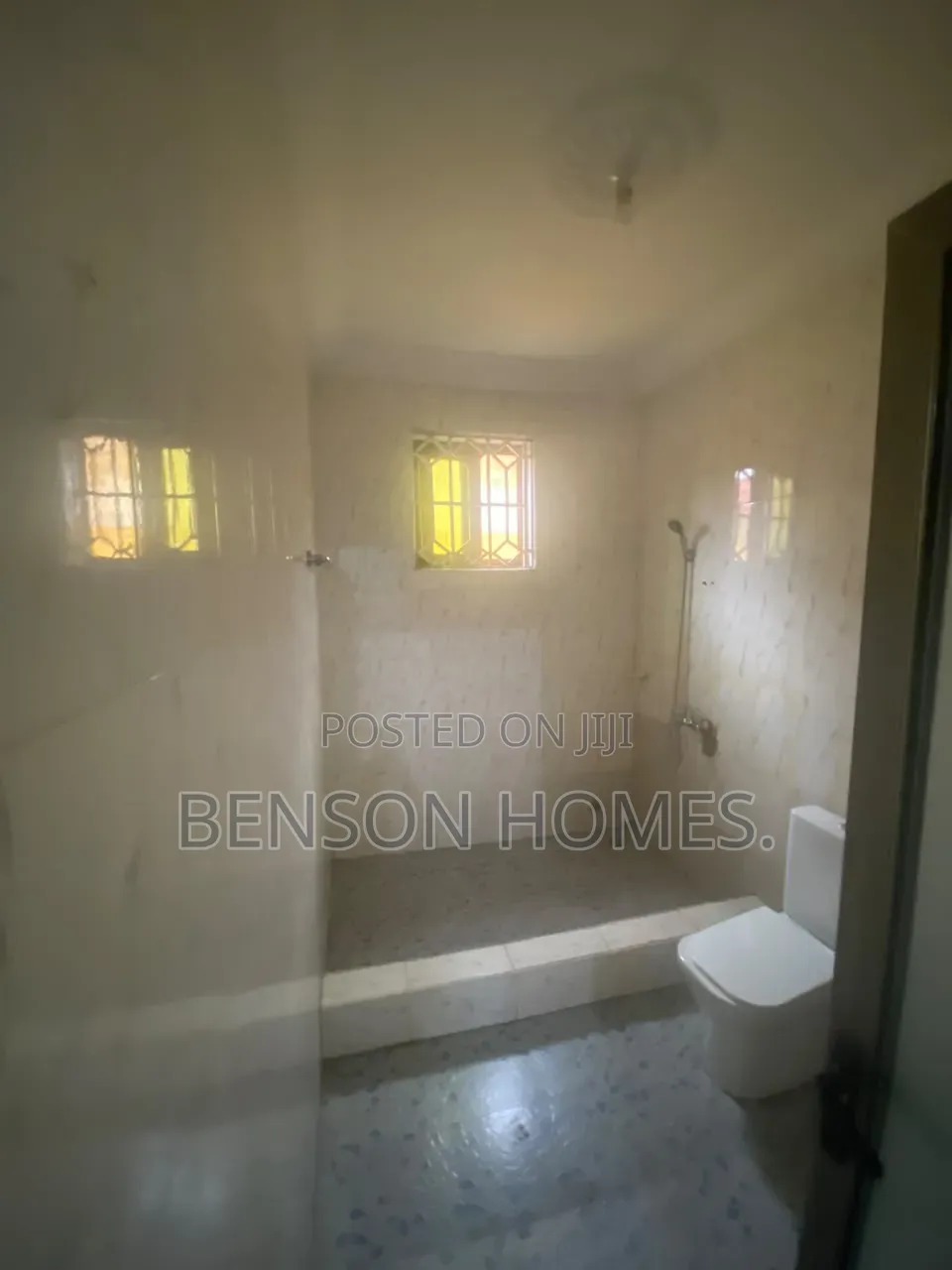 3bdrm Apartment in Lashibi for rent