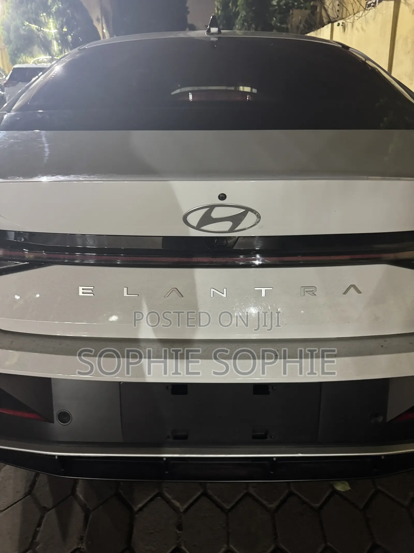 Hyundai Elantra 2025 White