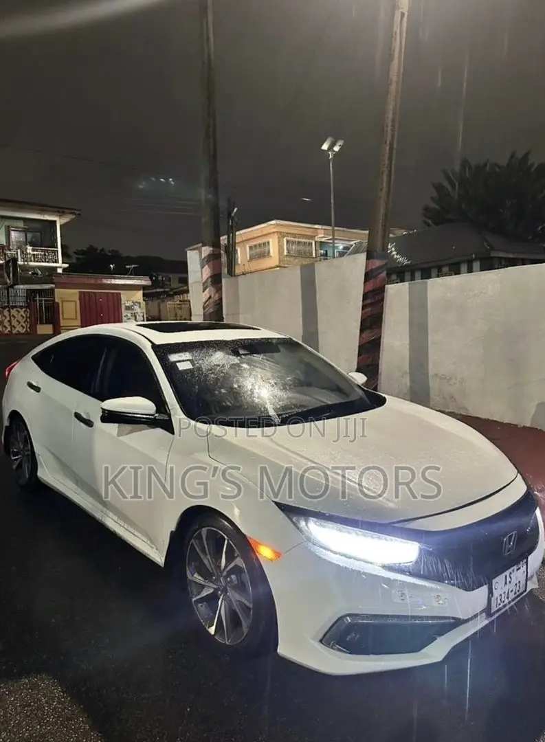 Honda Civic Touring Sedan 2019 White